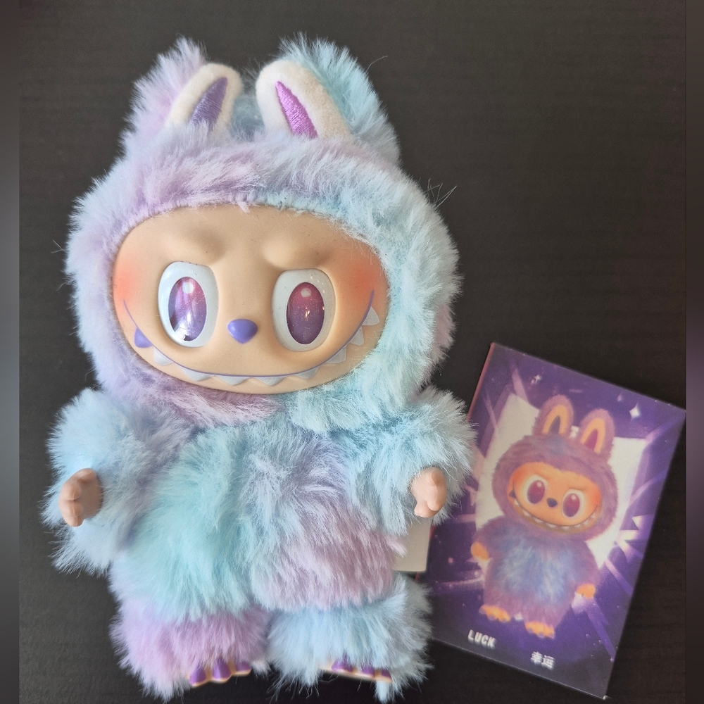 Labubu Big Into Energy Luck
